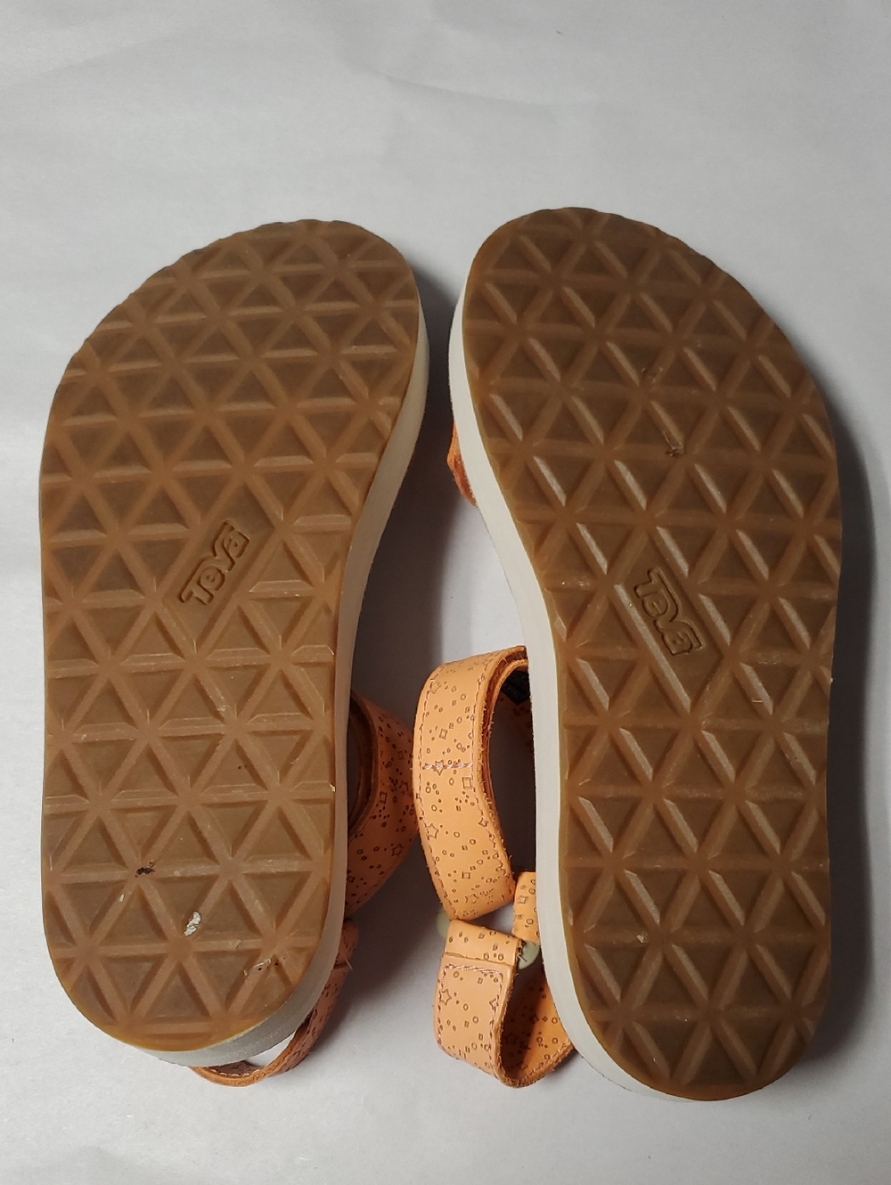 Teva Midform Universal Star Sandal Size 7 in Coral Outdoors Hike Celestial - Picture 13 of 16